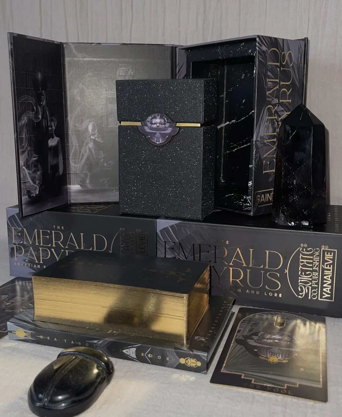 The Emerald Papyrus Tarot